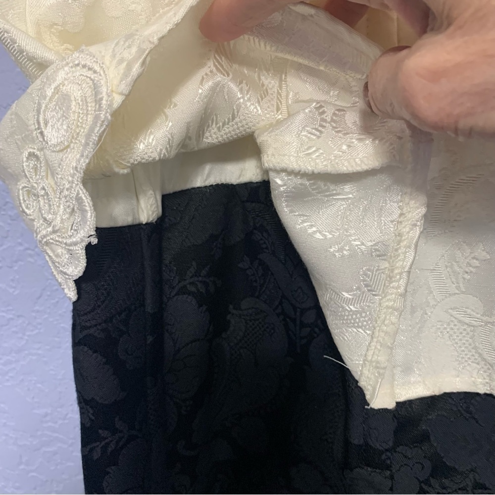Scott McClintock Vintage Halter Top Embroidered Evening Dress - Picture 9 of 10
